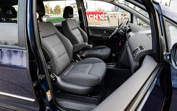 Volkswagen Sharan cena 26900 przebieg: 191000, rok produkcji 2008 z Radom małe 529